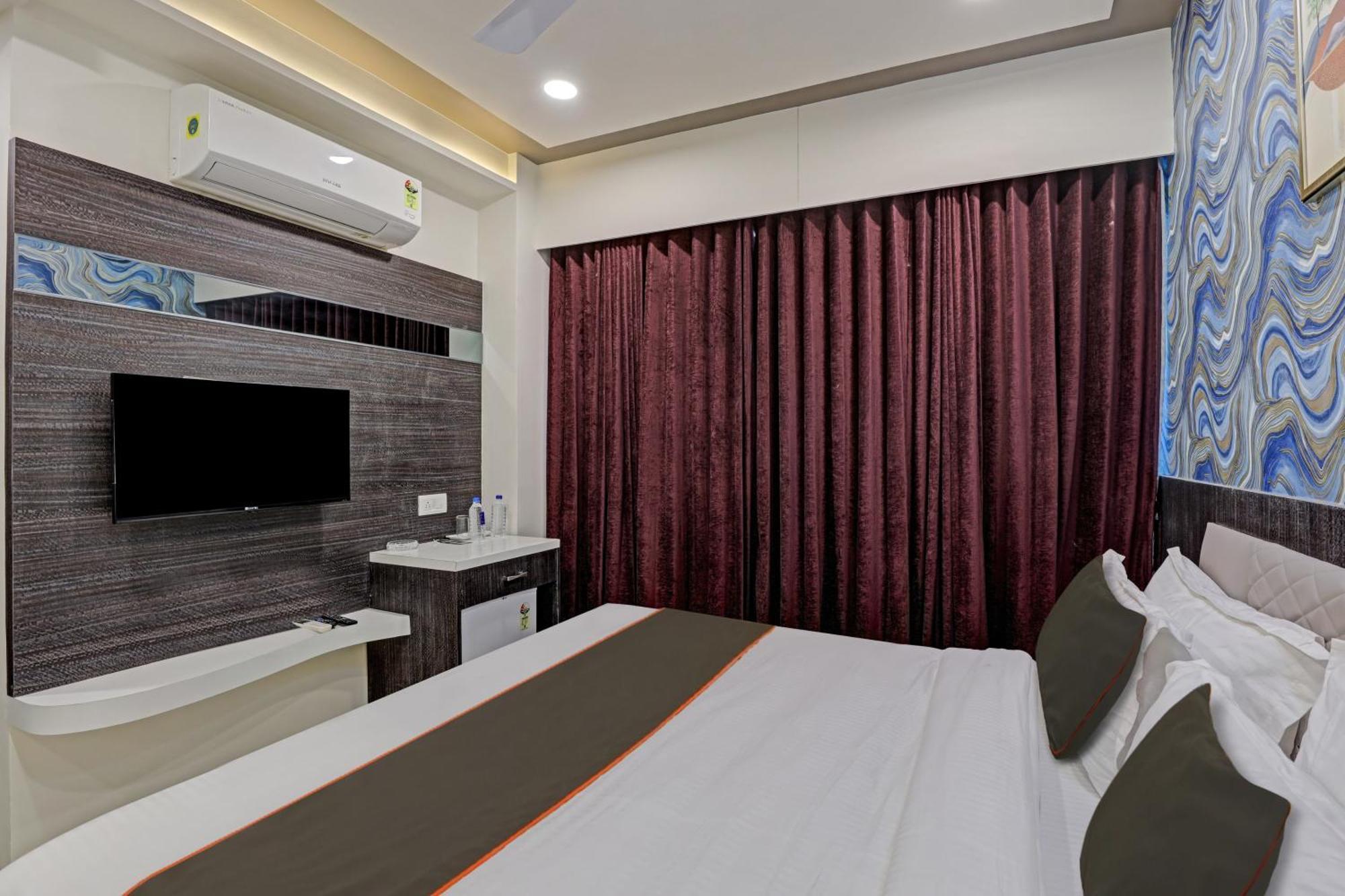 Collection O Alpha One Hotel Ahmedabad Eksteriør billede