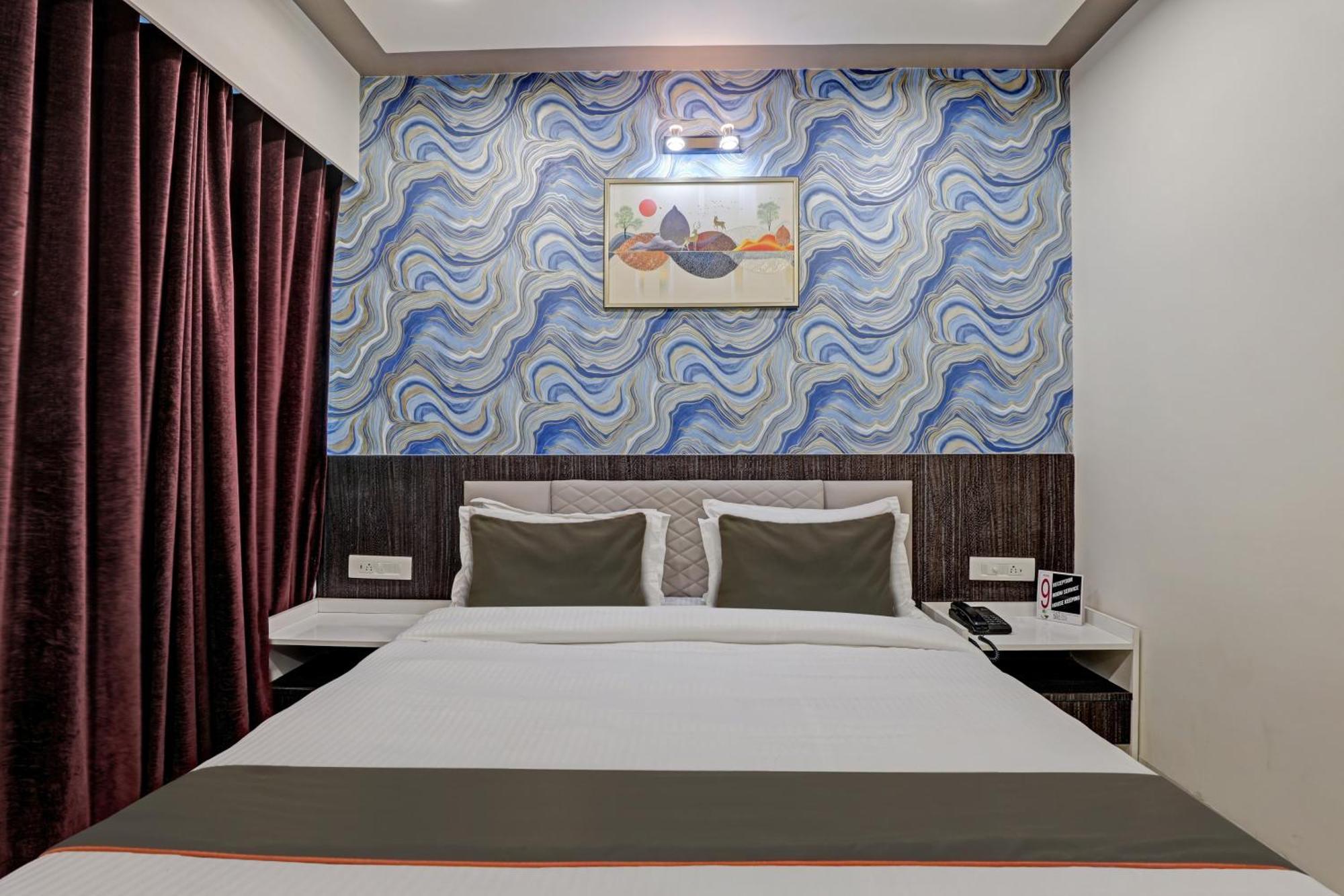 Collection O Alpha One Hotel Ahmedabad Eksteriør billede