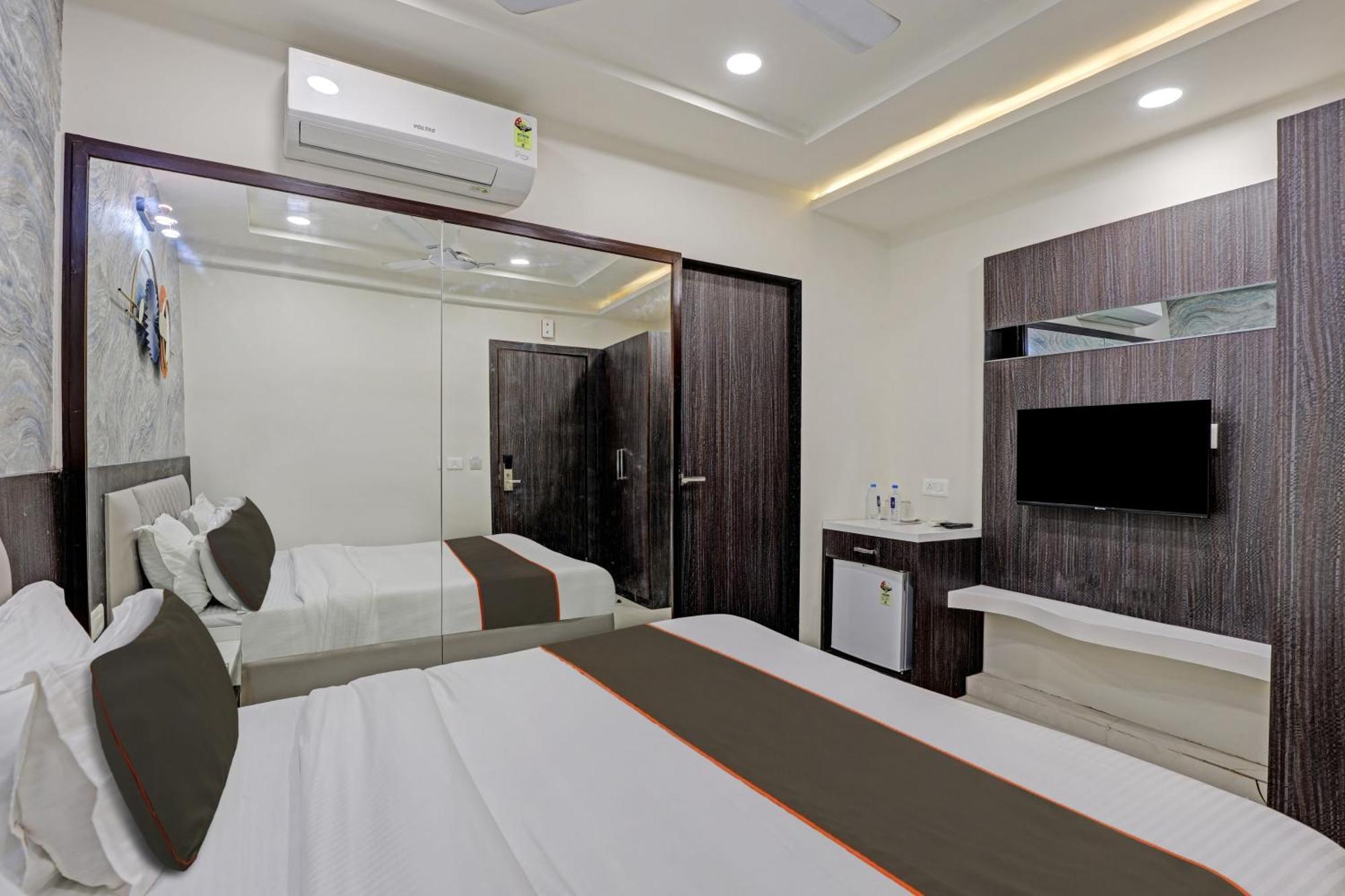 Collection O Alpha One Hotel Ahmedabad Eksteriør billede