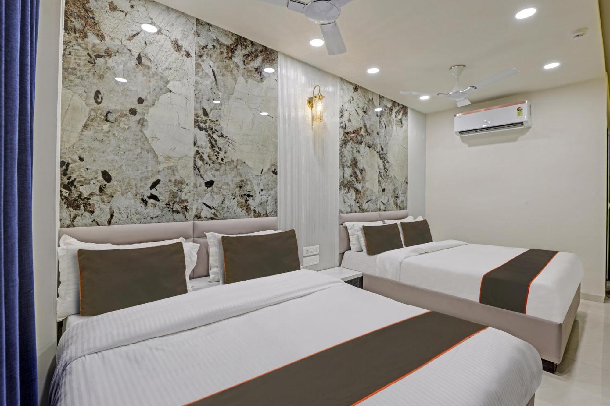 Collection O Alpha One Hotel Ahmedabad Eksteriør billede